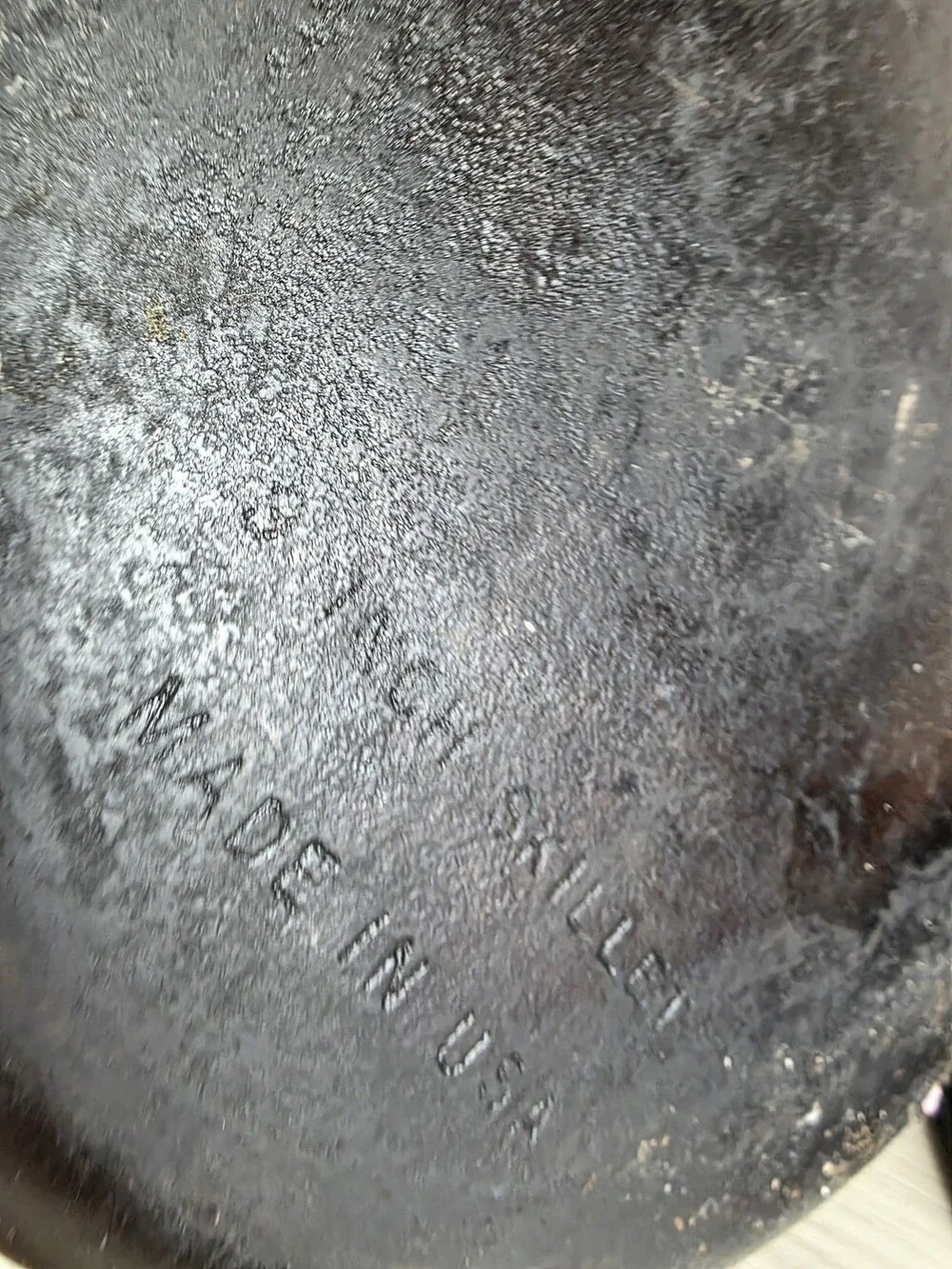 Set of 3 Cast Iron Skillets Traditional Utility Cookware USA and Korea Made SU29